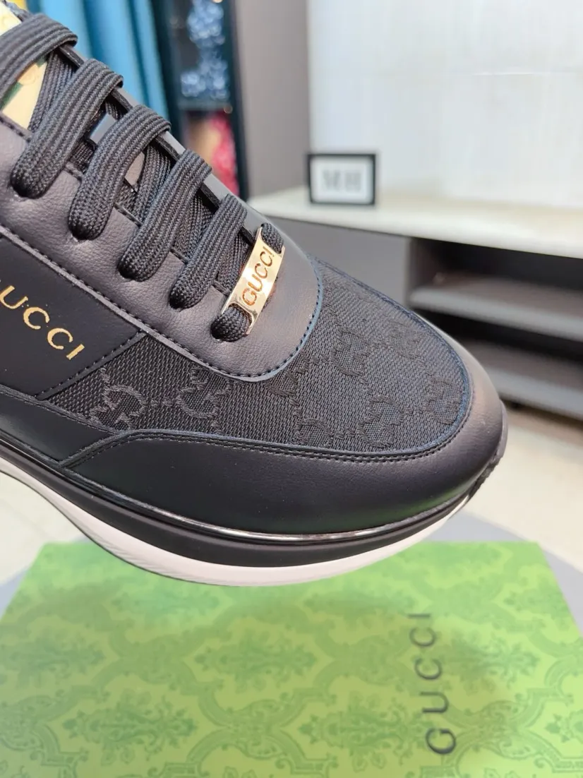 Men's shoes 💰458🌹🌹[GUCCI] Gucci's new lace-up casual men's shoes are on the market first, and the materials and workmanship are superior to all versions on the market. The highest quality shipped first-layer cowhide with imported original perforated materials➕Genuine leather lining, privately molded soft outsole, high foot comfort, imported special materials highlight the brand's unique charm, high-end customization 38-44